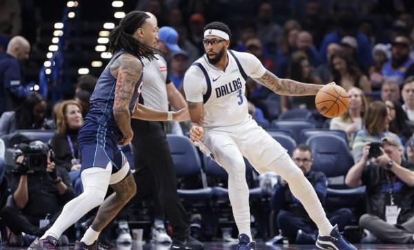 名记：独行侠于表里部均接洽过，对于安东尼・戴维斯的来往决策