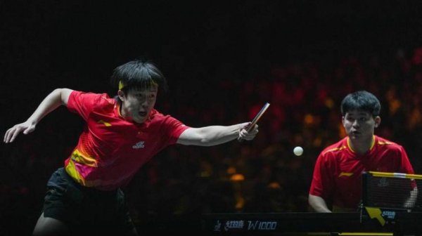 东哥打球运行诛心了，他不是适度节律不给绝招，而是挑升铁心让敌手用上风，却依然无力回天