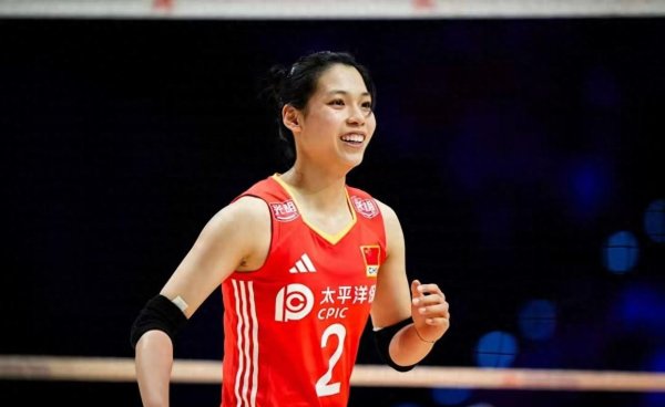 女排新五大主攻揭晓！吴梦洁、庄宇珊锁定首发，李盈莹上位有变数