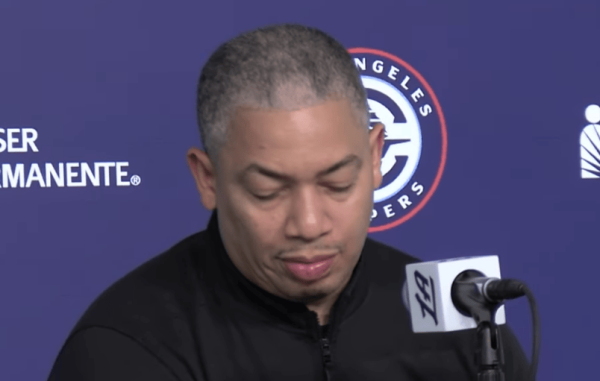 哈登是否该带伤出战? 卢: 哈登每场比赛皆思打, 必须尊重他