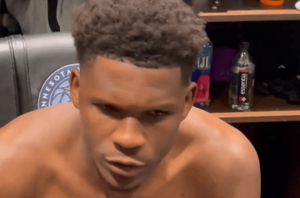 爱德华兹谈反超三分：球离开我手的时代，我就知说念它必会进