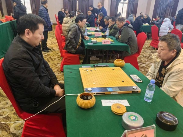 邵阳市首届“九方杯”围棋团体锦标赛驱散，老枪队摘得桂冠