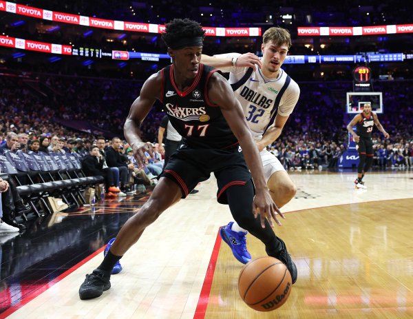 【菜鸟】埃奇库姆23分5板4断碾压弗拉格 尼德豪泽6分10板2帽好用