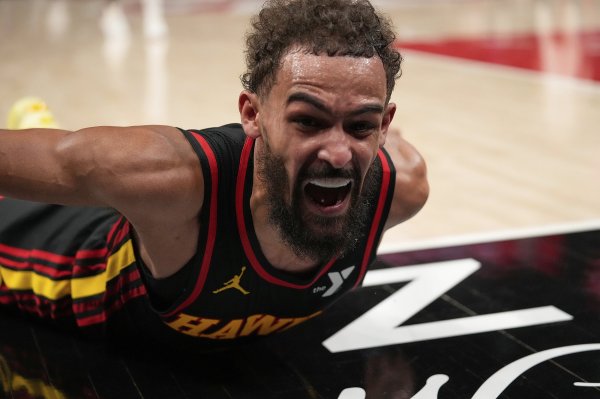 特雷·杨因右大腿损伤缺阵 好意思媒嘲谑其缺阵原因：我不念念待在这了