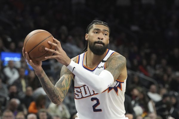 好意思记：太阳正在积极兜销中锋理查兹 以增强锋线实力同期还要避税